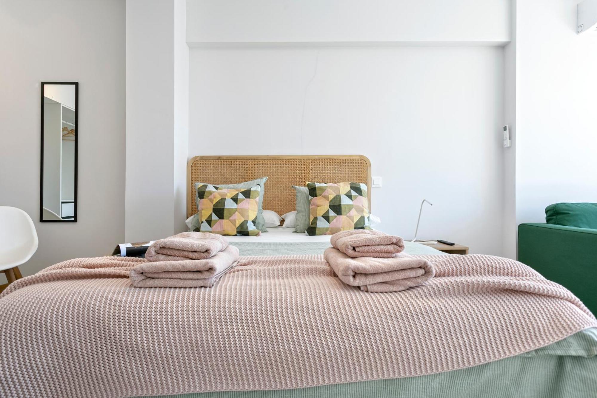 Sunstay Cruz Loft Торемолинос Екстериор снимка